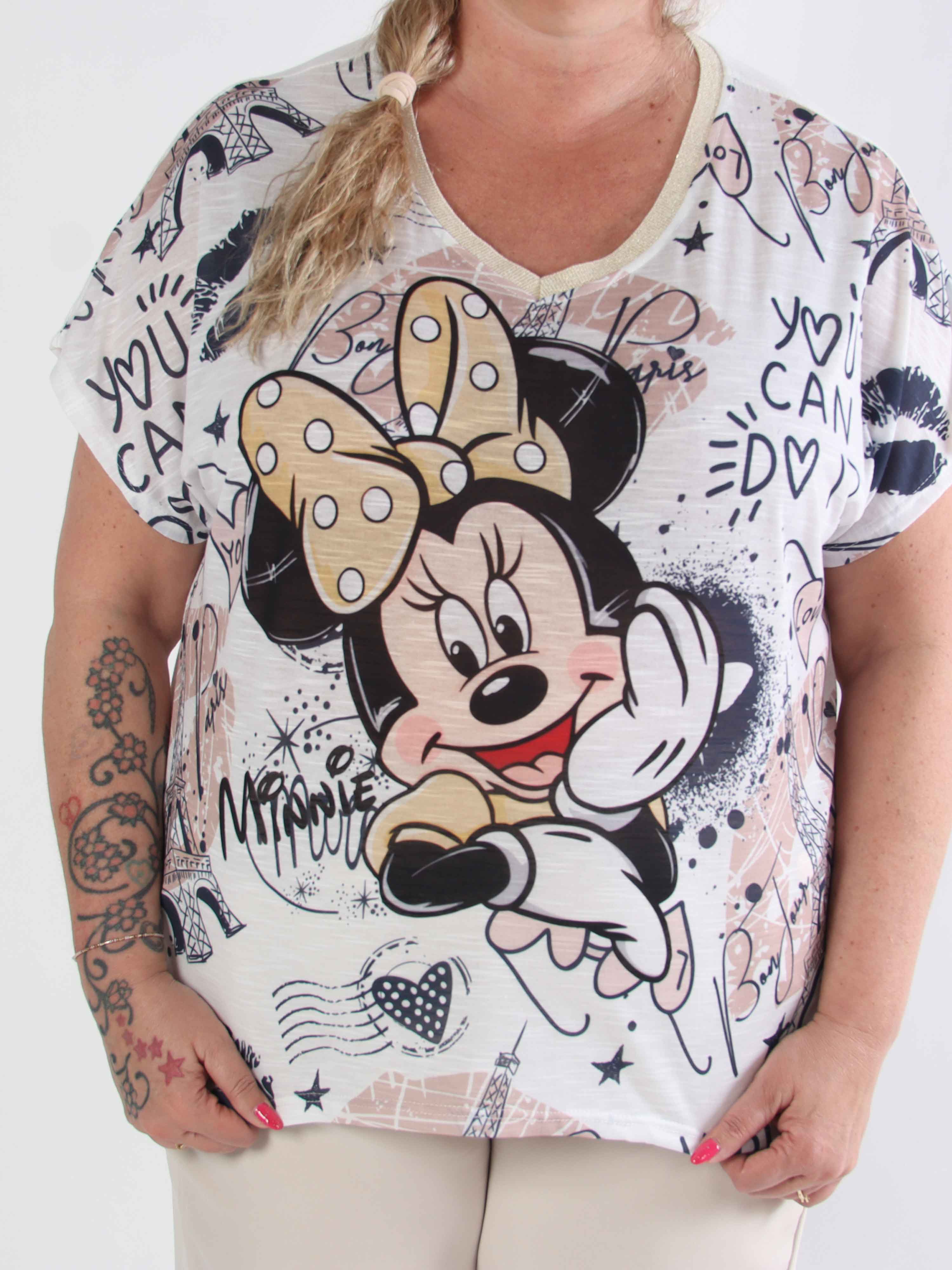 Merle - Hvid plus size t-shirt med motiver og v-udskæring